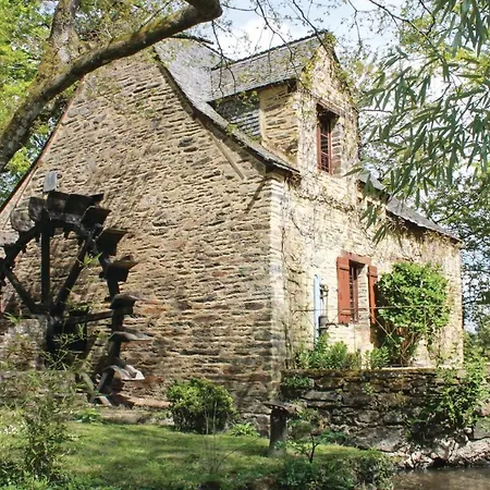 2 Bedroom In * La Gacilly